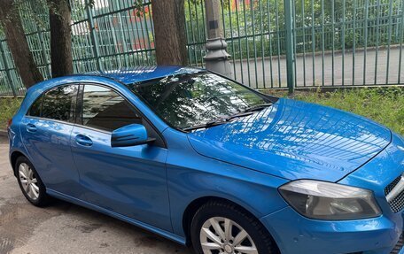 Mercedes-Benz A-Класс, 2014 год, 1 450 000 рублей, 3 фотография