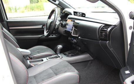 Toyota Hilux VIII, 2023 год, 6 800 000 рублей, 19 фотография