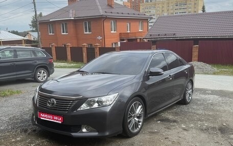 Toyota Camry, 2013 год, 1 850 000 рублей, 1 фотография