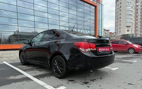 Chevrolet Cruze II, 2010 год, 690 000 рублей, 1 фотография