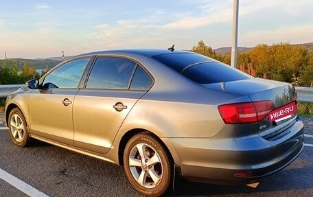 Volkswagen Jetta VI, 2015 год, 1 100 000 рублей, 3 фотография