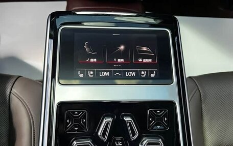 Audi A8, 2021 год, 5 470 006 рублей, 28 фотография