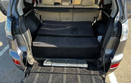 Mitsubishi Outlander III рестайлинг 3, 2008 год, 950 000 рублей, 17 фотография