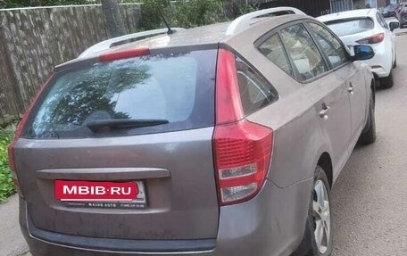 KIA cee'd I рестайлинг, 2010 год, 650 000 рублей, 5 фотография
