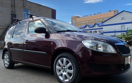 Skoda Roomster, 2011 год, 490 000 рублей, 4 фотография