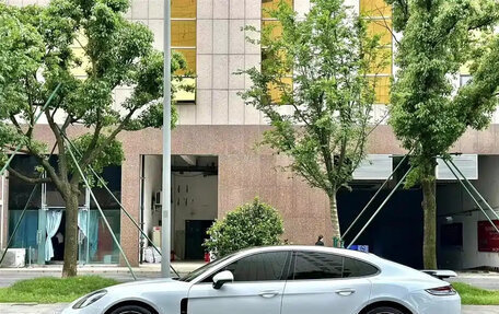 Porsche Panamera II рестайлинг, 2021 год, 7 800 000 рублей, 4 фотография
