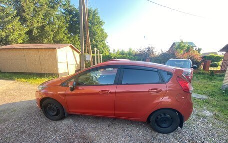 Ford Fiesta, 2015 год, 860 000 рублей, 5 фотография