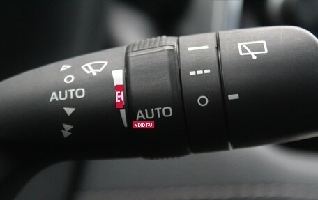 Toyota RAV4, 2021 год, 3 100 000 рублей, 11 фотография