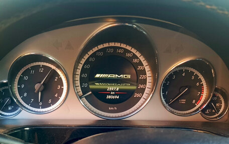 Mercedes-Benz E-Класс, 2011 год, 1 300 000 рублей, 9 фотография