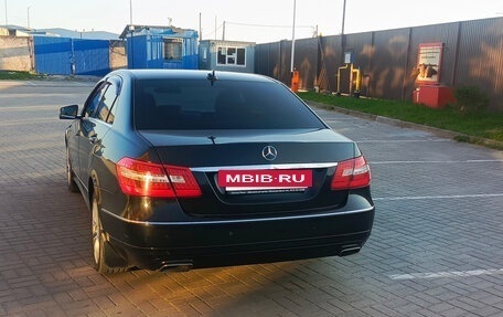 Mercedes-Benz E-Класс, 2011 год, 1 300 000 рублей, 2 фотография