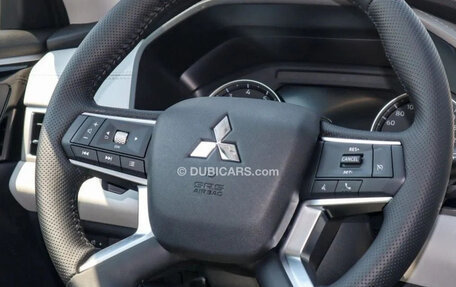 Mitsubishi Outlander, 2025 год, 3 054 800 рублей, 3 фотография