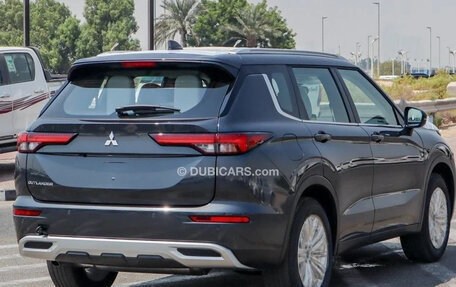 Mitsubishi Outlander, 2025 год, 3 054 800 рублей, 4 фотография