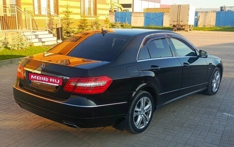 Mercedes-Benz E-Класс, 2011 год, 1 300 000 рублей, 8 фотография