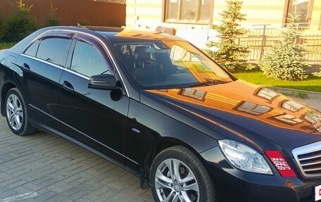 Mercedes-Benz E-Класс, 2011 год, 1 300 000 рублей, 6 фотография