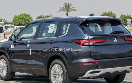 Mitsubishi Outlander, 2025 год, 3 054 800 рублей, 8 фотография