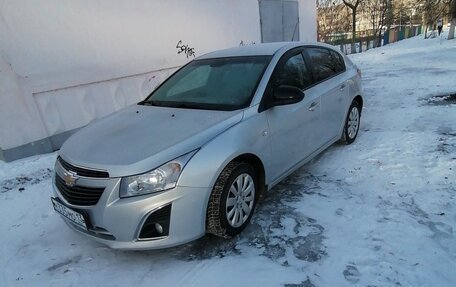 Chevrolet Cruze II, 2013 год, 950 000 рублей, 4 фотография