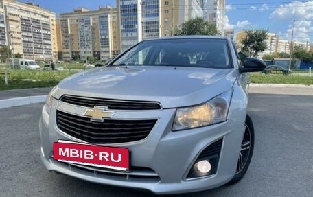 Chevrolet Cruze II, 2013 год, 950 000 рублей, 7 фотография