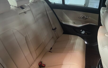 BMW 3 серия, 2020 год, 3 500 000 рублей, 13 фотография