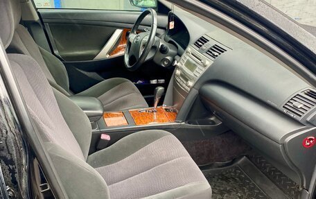 Toyota Camry, 2011 год, 1 280 000 рублей, 8 фотография
