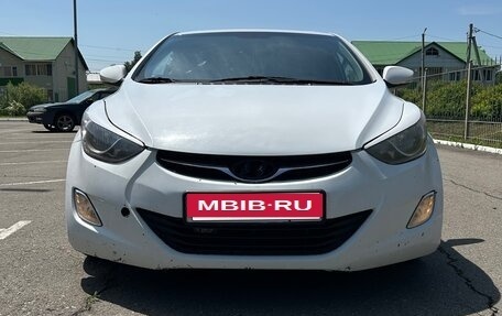 Hyundai Avante, 2011 год, 920 000 рублей, 8 фотография