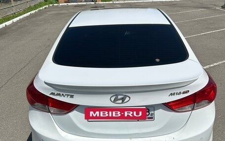 Hyundai Avante, 2011 год, 920 000 рублей, 5 фотография
