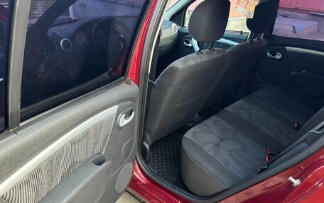 Renault Logan I, 2011 год, 655 000 рублей, 17 фотография
