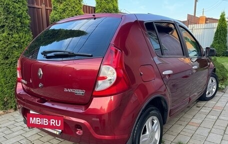 Renault Logan I, 2011 год, 655 000 рублей, 12 фотография