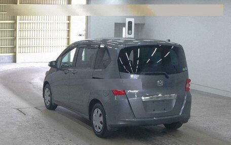 Honda Freed I, 2011 год, 1 100 000 рублей, 2 фотография