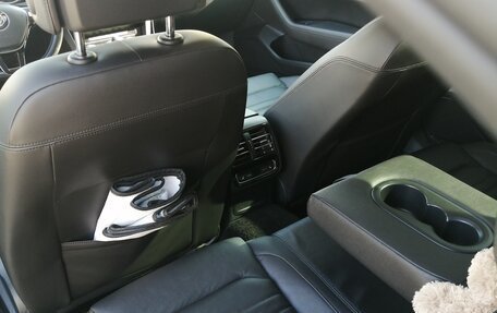 Volkswagen Passat B8 рестайлинг, 2018 год, 2 400 000 рублей, 11 фотография