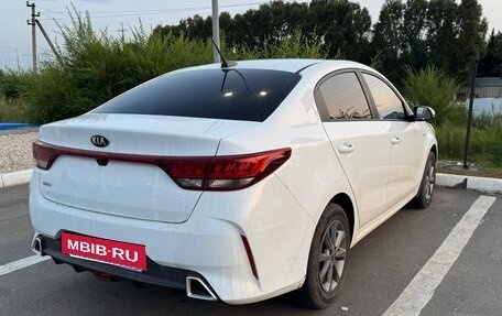 KIA Rio IV, 2020 год, 1 550 000 рублей, 4 фотография