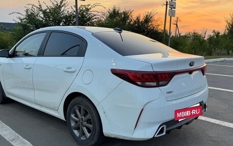 KIA Rio IV, 2020 год, 1 550 000 рублей, 5 фотография