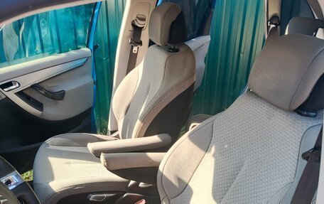 Citroen C4 Picasso II рестайлинг, 2009 год, 600 000 рублей, 5 фотография
