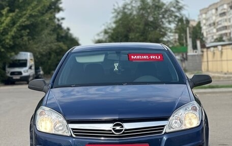 Opel Astra H, 2008 год, 530 000 рублей, 2 фотография