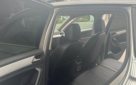 Volkswagen Tiguan II, 2021 год, 1 900 000 рублей, 10 фотография