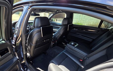 BMW 7 серия, 2013 год, 1 990 000 рублей, 11 фотография