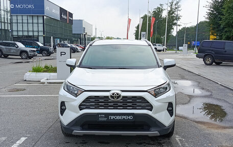 Toyota RAV4, 2019 год, 2 775 000 рублей, 2 фотография