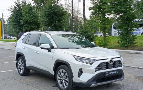 Toyota RAV4, 2019 год, 2 775 000 рублей, 3 фотография