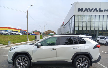 Toyota RAV4, 2019 год, 2 775 000 рублей, 10 фотография