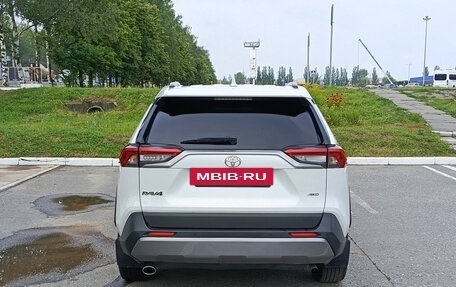 Toyota RAV4, 2019 год, 2 775 000 рублей, 7 фотография