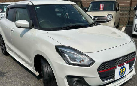 Suzuki Swift V, 2022 год, 950 000 рублей, 3 фотография