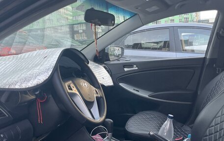 Hyundai Solaris II рестайлинг, 2011 год, 780 000 рублей, 13 фотография