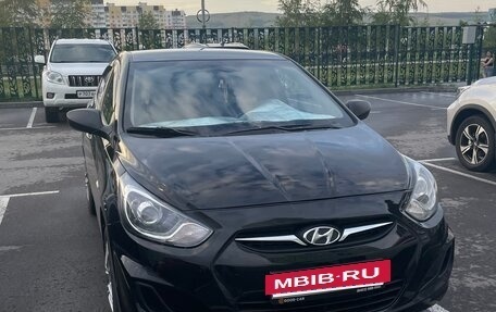 Hyundai Solaris II рестайлинг, 2011 год, 780 000 рублей, 14 фотография