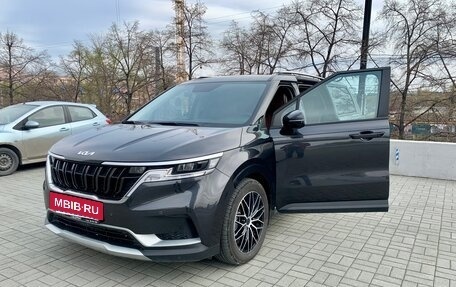 KIA Carnival, 2022 год, 3 800 000 рублей, 9 фотография