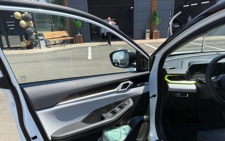 Geely Coolray I, 2023 год, 2 200 000 рублей, 6 фотография