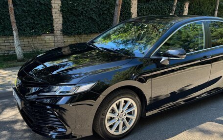 Toyota Camry, 2021 год, 2 500 000 рублей, 6 фотография