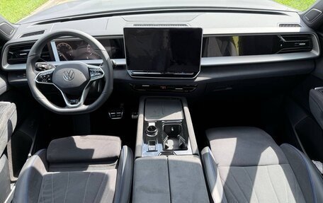 Volkswagen Teramont, 2025 год, 5 800 000 рублей, 12 фотография