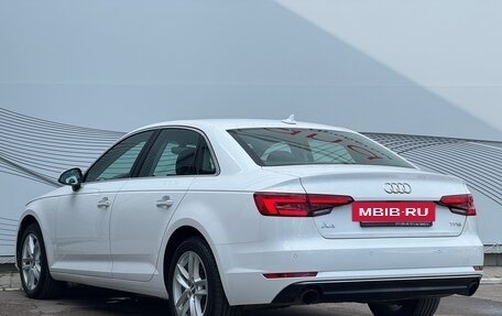 Audi A4, 2015 год, 2 350 000 рублей, 6 фотография