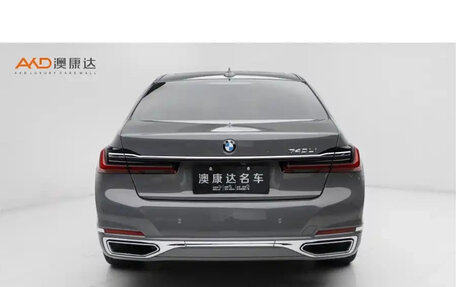 BMW 7 серия, 2021 год, 6 000 000 рублей, 10 фотография