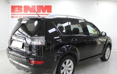 Mitsubishi Outlander III рестайлинг 3, 2010 год, 1 220 000 рублей, 3 фотография