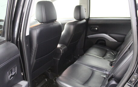 Mitsubishi Outlander III рестайлинг 3, 2010 год, 1 220 000 рублей, 15 фотография